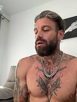 TONY-LAURA's Webcam Show