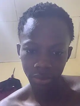 bolale001's Webcam Show