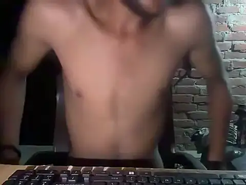 munna_000 Adlı Modelin Canlı XXX Sohbeti