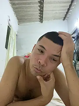 Blanquito122's Webcam Show