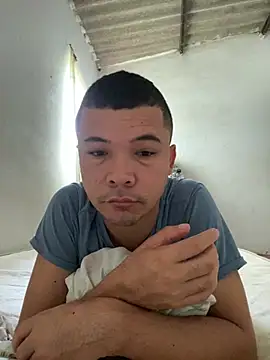 Blanquito122 webcam show