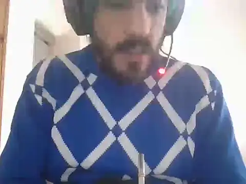 Show modela Dogo-90 na web-kameri