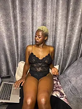 ZolaAmaya's Live XXX Chat
