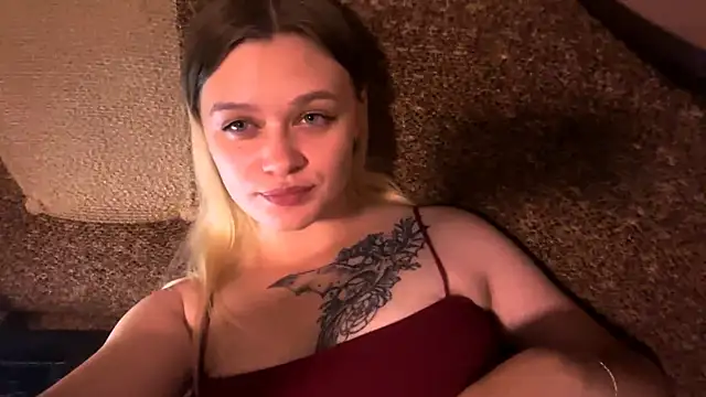 MaggyVerse's Live XXX Chat