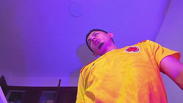 Show modela kobe_james07 na web-kameri