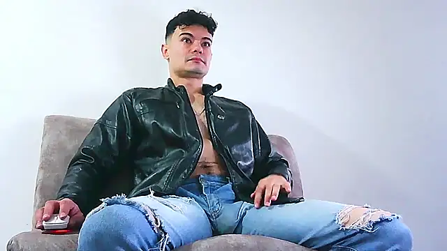 jhohannes-maximo's Webcam Show