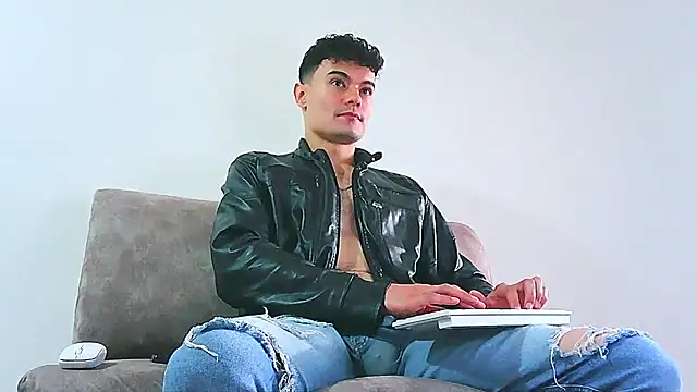 jhohannes-maximo Webcam Show