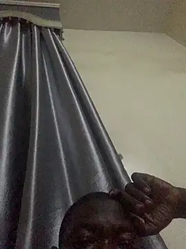 Big_Dee_1n Webbikameraesitys