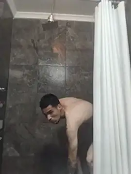 Show de Rubenhot12345 na webcam