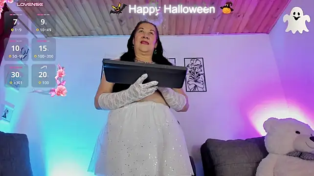 Aura_QS Webcam-Show