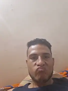 andycalis_97n Webbikameraesitys