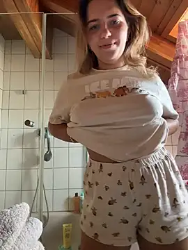 Naomi-Klein Webcam-Show