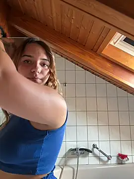 Naomi-Klein Webcam-Show