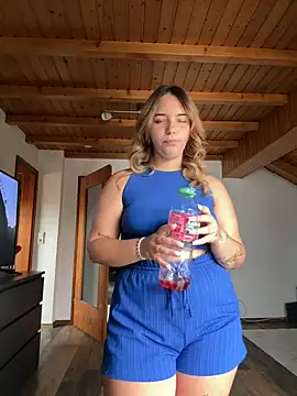 Naomi-Klein Webcam-Show