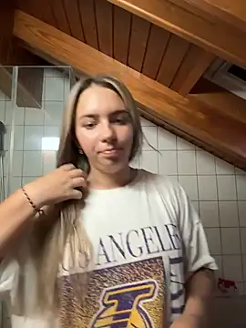 Naomi-Klein Webcam-Show