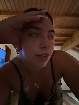 Naomi-Klein Webcam-Show