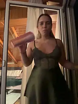 Naomi-Klein Webcam-Show