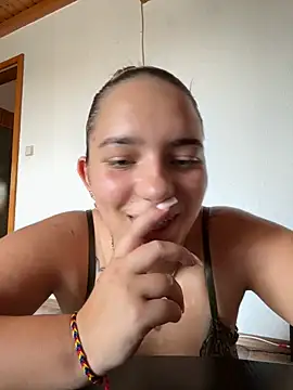 Naomi-Klein Webcam-Show