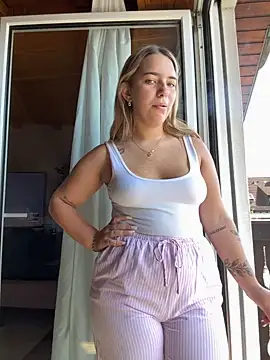 Naomi-Klein Pertunjukan Webcam