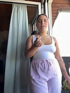 Naomi-Klein Webcam-Show