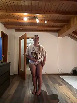 Naomi-Klein Webcam-Show