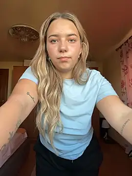 Naomi-Klein Webcam-Show