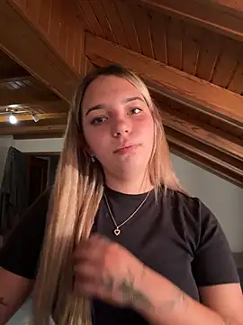 Naomi-Klein webcam show