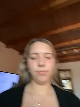 Naomi-Klein Chat XXX in diretta