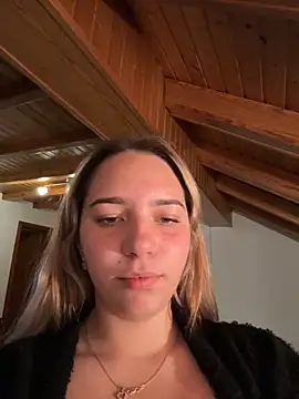 Naomi-Klein Webcam-Show