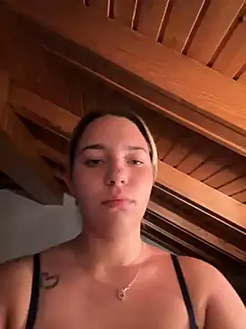 Naomi-Klein Chat XXX in diretta