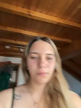 Naomi-Klein Webcam-Show