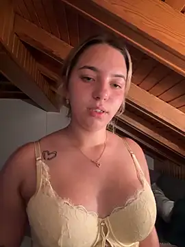 Chat +18 de Naomi-Klein ao vivo