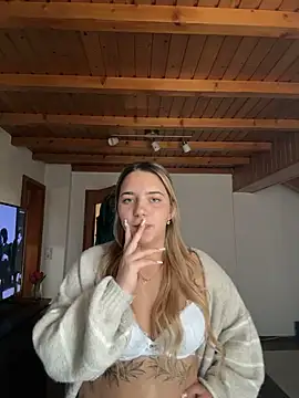 Naomi-Klein Adlı Modelin Web Kamerası Şovu
