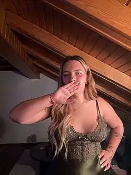 Naomi-Klein Webcam-Show