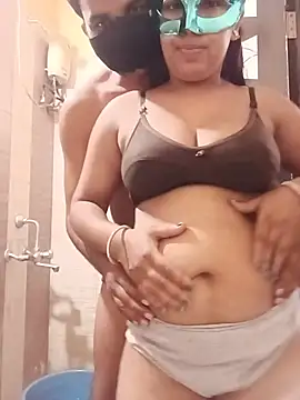 Indiansexycouple1 – webcam-show