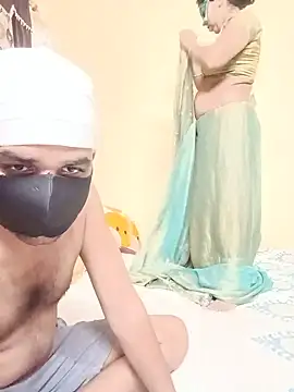 Webkamerová show Indiansexycouple1