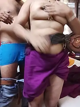 Indiansexycouple1 Show Webcam