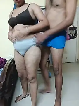 Indiansexycouple1 Adlı Modelin Web Kamerası Şovu