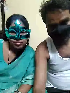 Indiansexycouple1 Show Webcam