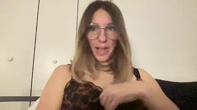Show Webcam de quirkycait
