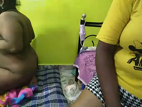tamil_pudhukavithai Show Webcam