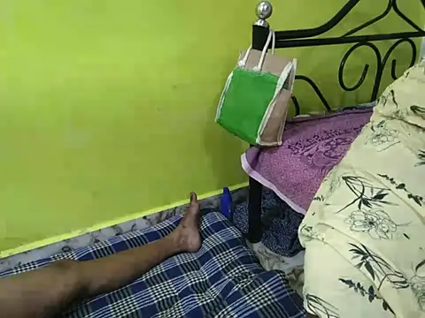tamil_pudhukavithai webkamerás műsora