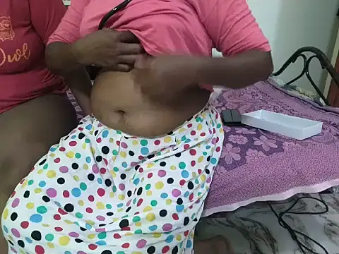 tamil_pudhukavithain Webbikameraesitys