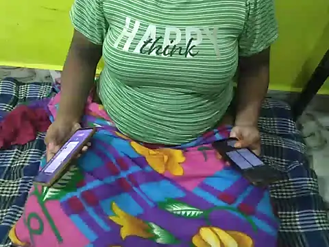 tamil_pudhukavithaiのウェブカメラショー