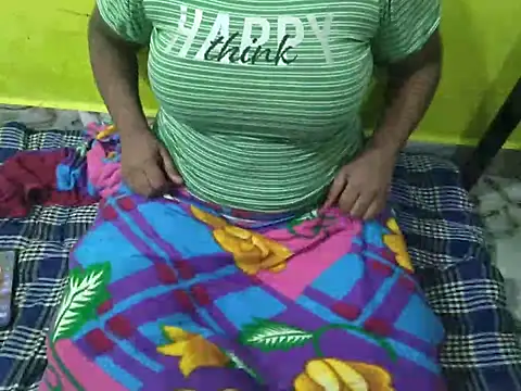 Pokazy przed kamerką – tamil_pudhukavithai