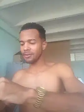 21mandingom webcam show