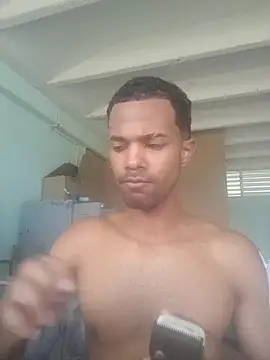 21mandingom webcam show