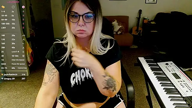 beccalubov Show in webcam