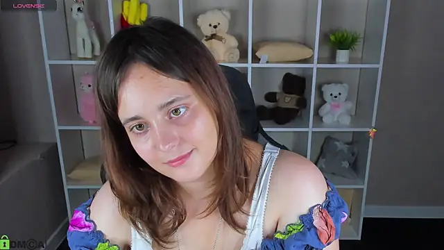 Онлайн чат XXX Alica_Keller