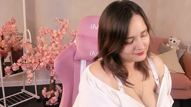 Alica_Keller – Naživo XXX chat